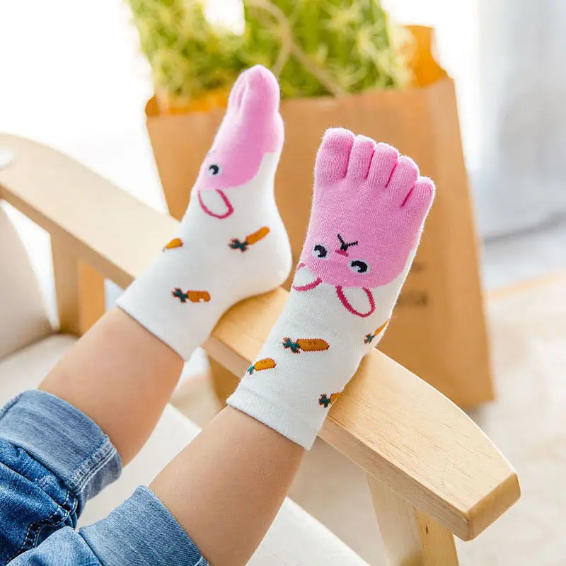 Kids Cute Comfortable High Qualtiy Hot Sale Five Fingers Socks Cotton Fashion Non Slip Pilates Cute Animal Toe Socks