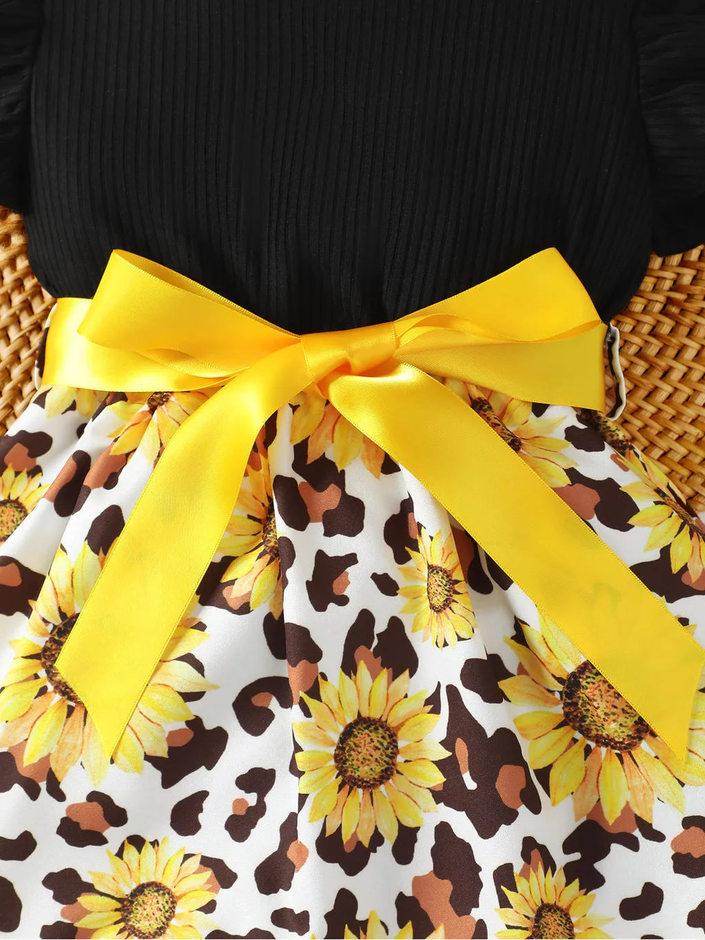 Summer Child Girl Fashion Dress Petal Sleeve Patchwork Sunflower Dress with Big Bow Birthday Party Costume for Kids 4-7 Years