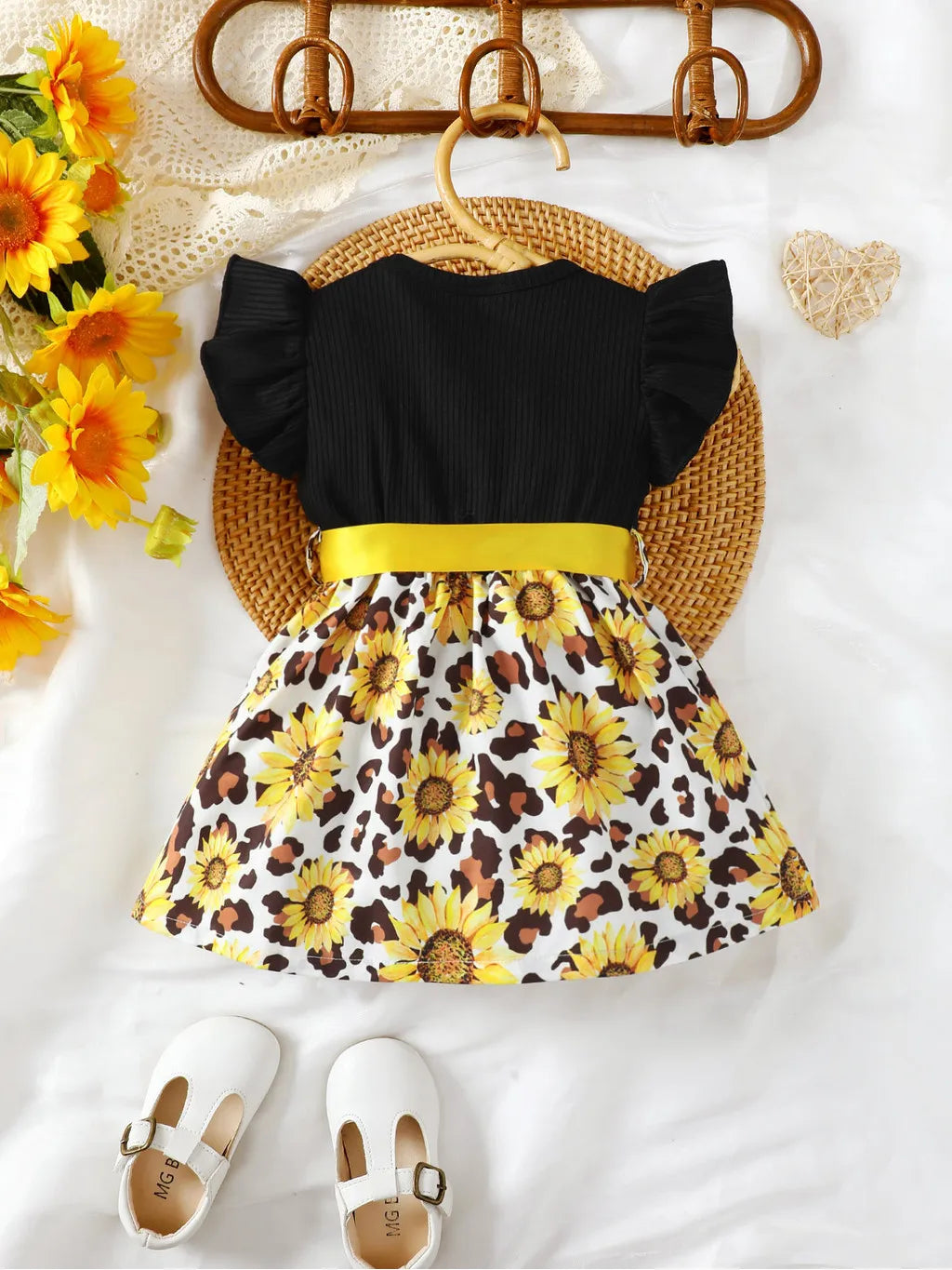 Summer Child Girl Fashion Dress Petal Sleeve Patchwork Sunflower Dress with Big Bow Birthday Party Costume for Kids 4-7 Years