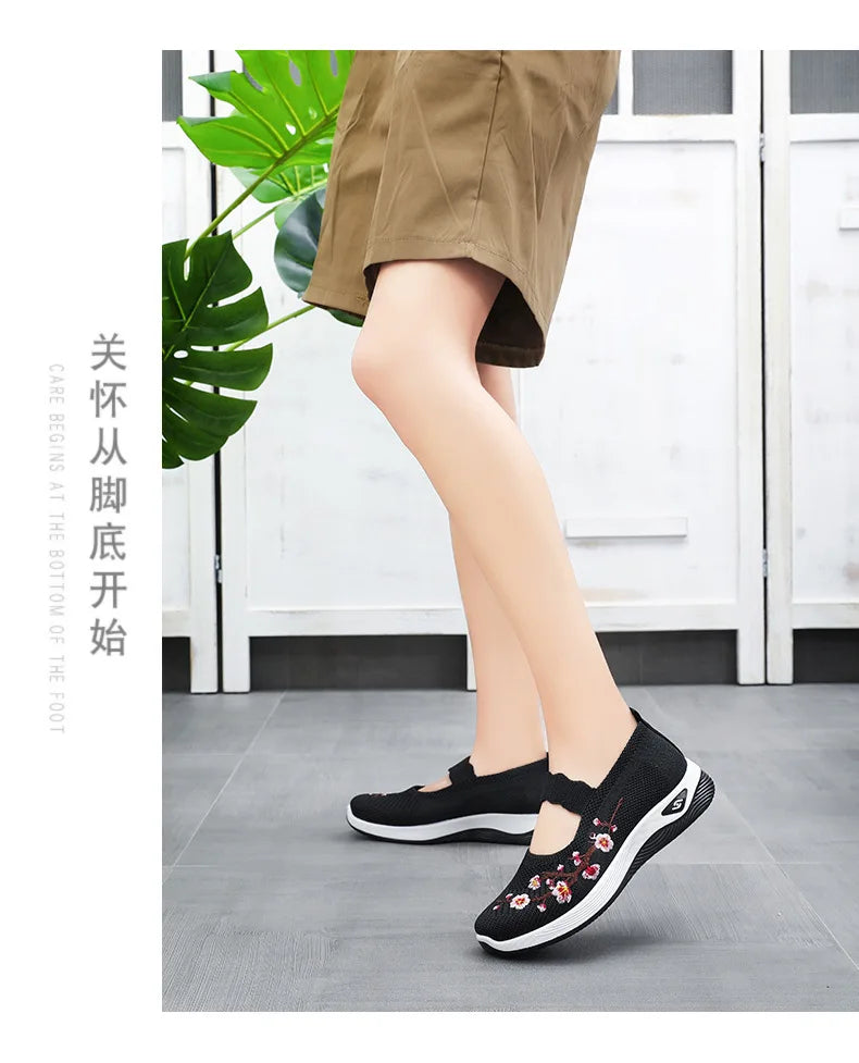 Women's New Shallow Mouth Single Shoeswomen's Sports Shoescasual Flat Bottom Hiking Shoesembroidered Mother's Shoes