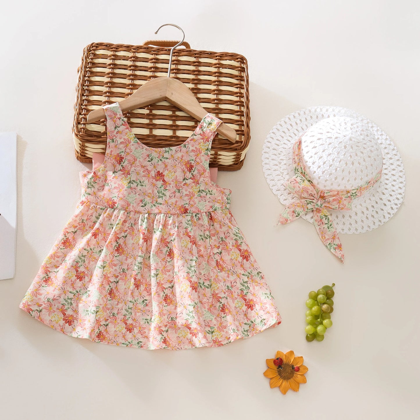 2pcs Baby Girls Casual Floral Graphic Print Sleeveless Bowknot Decor Dress & Hat Set Clothes