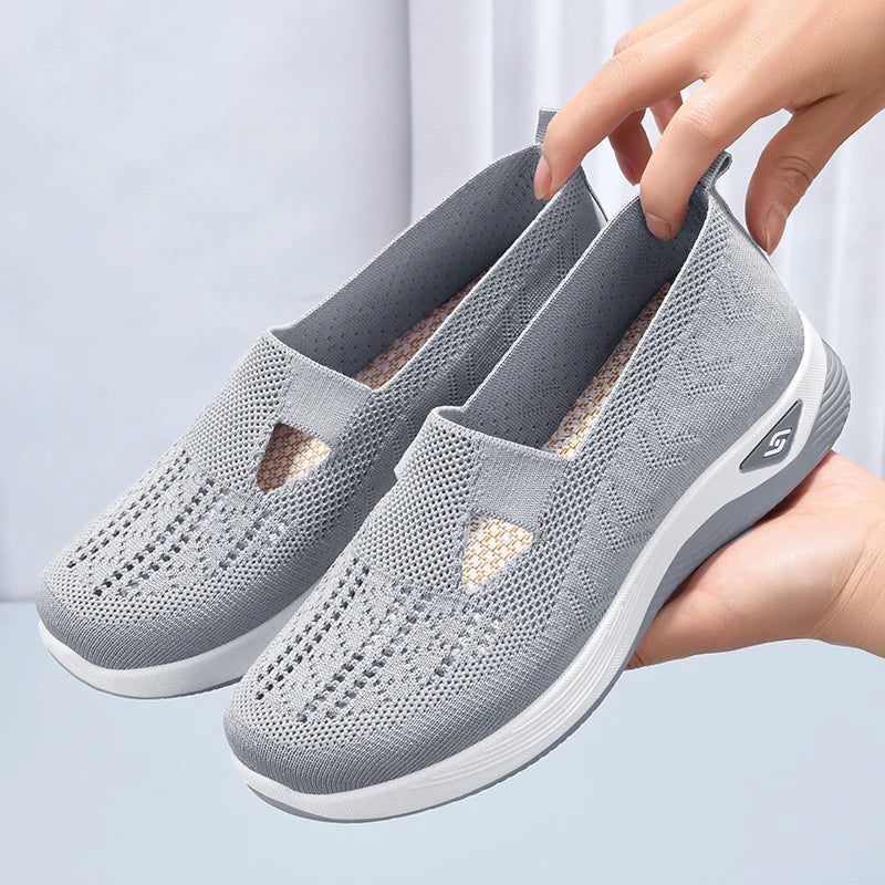 Summer New Comfort Casual Women's Shoes New Fashion Soft Sole Breathable Hollow Out Flat Shoes for Women Zapatos De Mujer