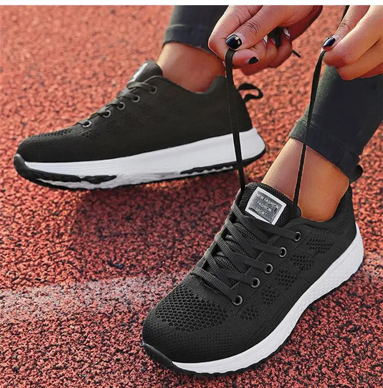 Women's Sneakers Breathable 2024 New Fashion Trainers Flat Woman Vulcanize Shoes Mesh Fabric Lace Up Female Footwear Shoes