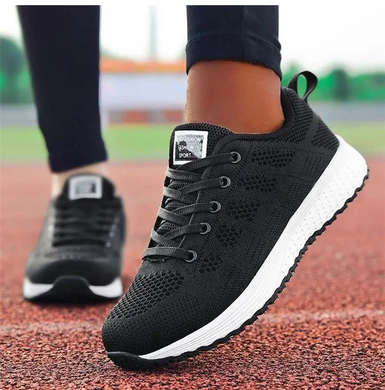 Women's Sneakers Breathable 2024 New Fashion Trainers Flat Woman Vulcanize Shoes Mesh Fabric Lace Up Female Footwear Shoes