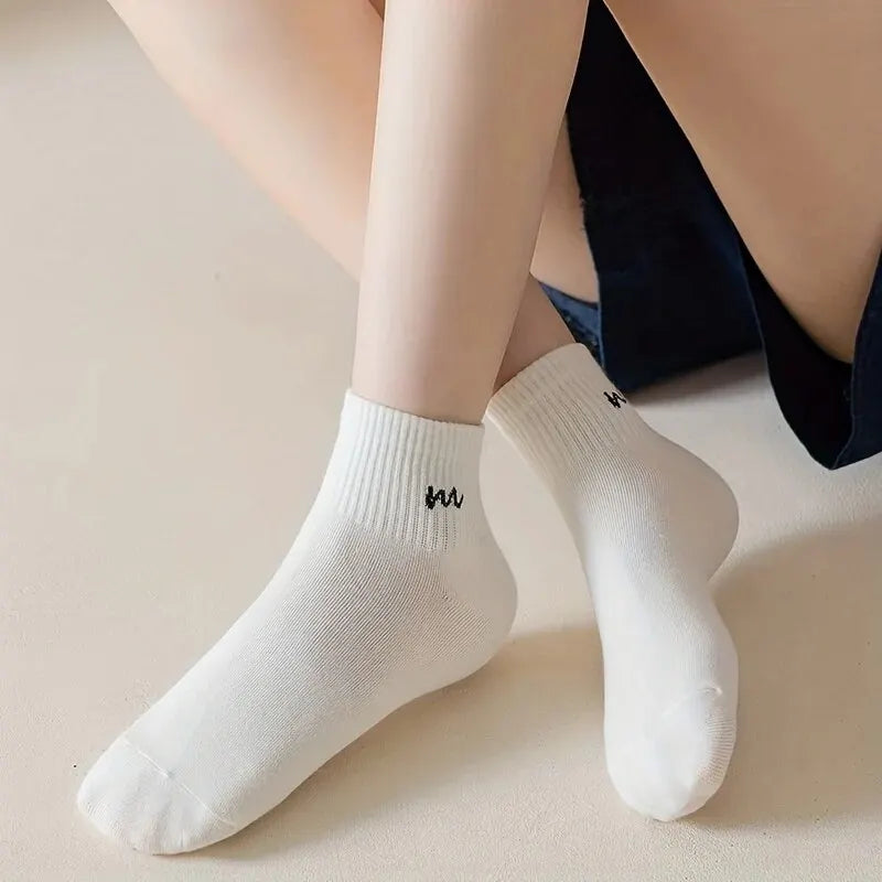 5 Pairs Letter Print Socks Comfy & Breathable Sports Short Socks Women's Stockings & Hosiery Soft & Comfy All-match Short Socks