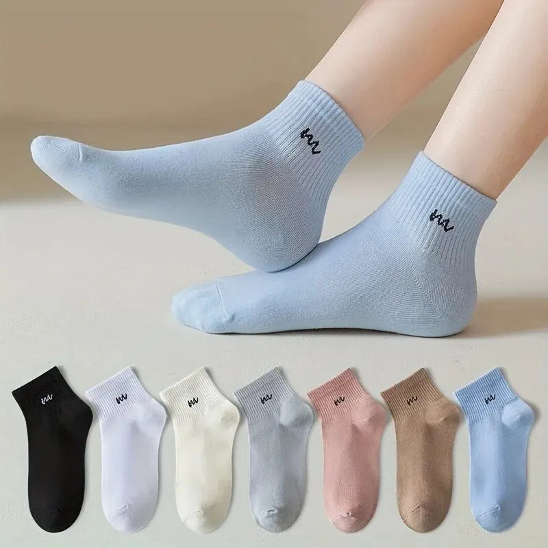 5 Pairs Letter Print Socks Comfy & Breathable Sports Short Socks Women's Stockings & Hosiery Soft & Comfy All-match Short Socks